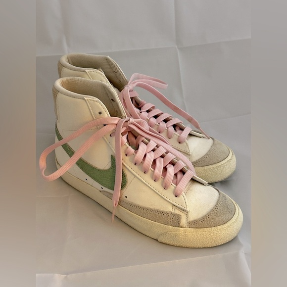 Nike Blazer Mid ‘77 PRM | High-Top - Picture 1 of 8